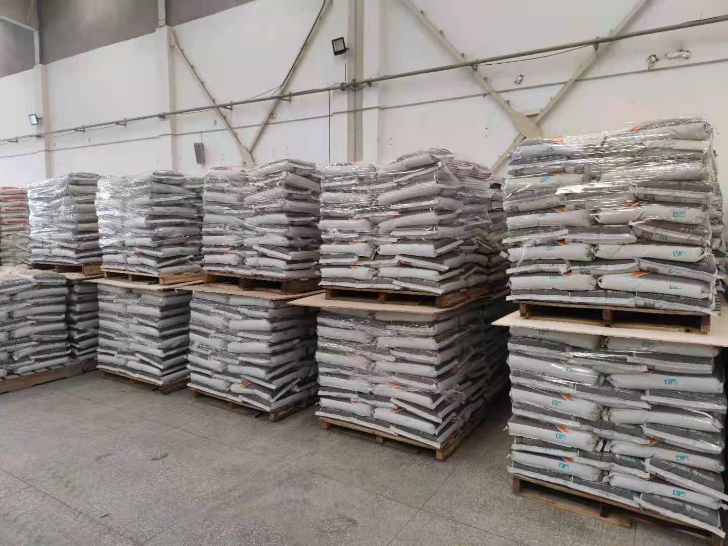 ?蹊径桥梁病害爆发的缘故原由有哪些？？？？该选择何种修补质料？？？？