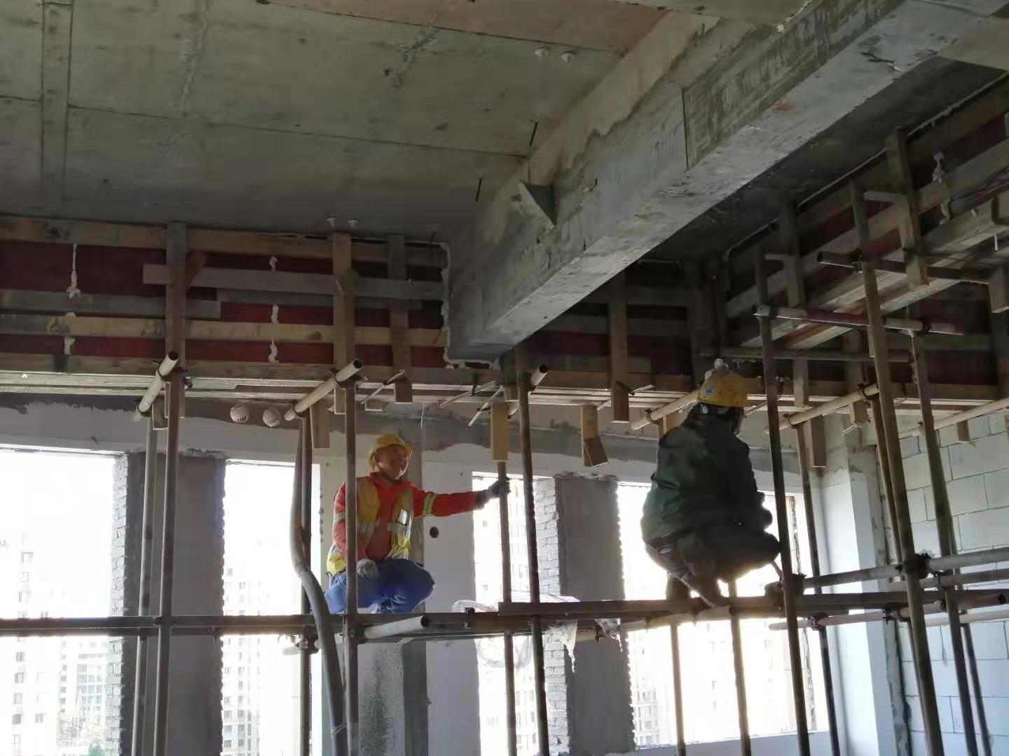 防水涂料需要具备哪些特征？？？